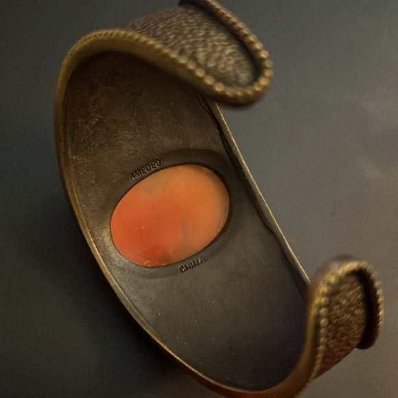 Amedeo cameo cuff bracelet - Picture 7 of 10